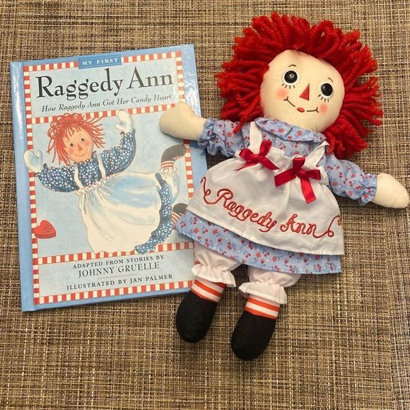 Raggedy Ann 2014 Doll and How Raggedy Ann Got Her Candy Heart Hardback Book - Picture 1 of 13